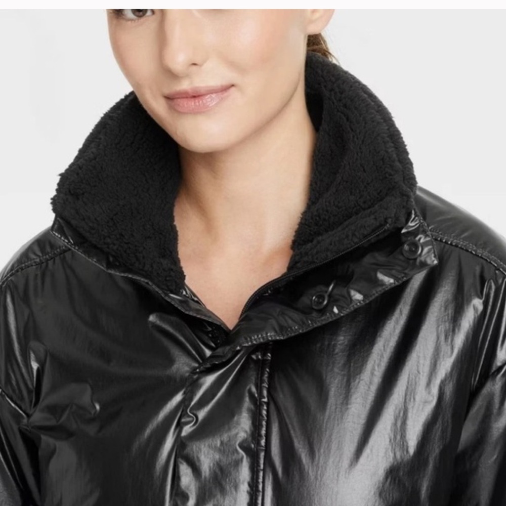 NWT All in Motion Black Shiny Puffer Jacket - Picture 3 of 5